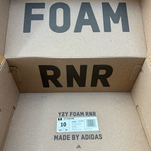YZY Foam RNR - Picture 6 of 8